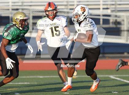 Thumbnail 3 in Titan Threadz PSFCA East/West Large School All-Star Game photogallery.