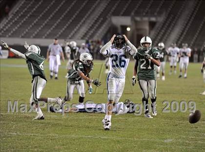 Thumbnail 3 in Bellarmine vs. Oceanside (CIF State D1 Final) photogallery.