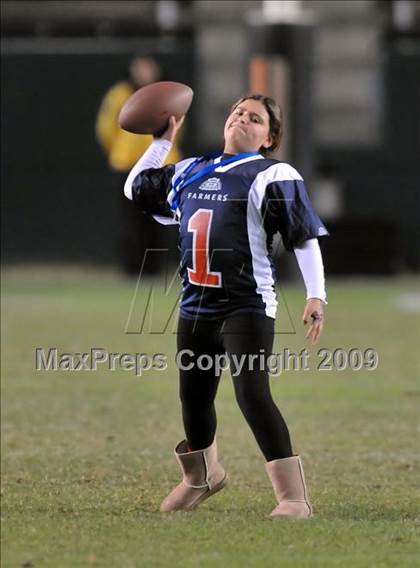 Thumbnail 3 in Bellarmine vs. Oceanside (CIF State D1 Final) photogallery.