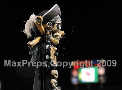 Thumbnail 2 in Bellarmine vs. Oceanside (CIF State D1 Final) photogallery.