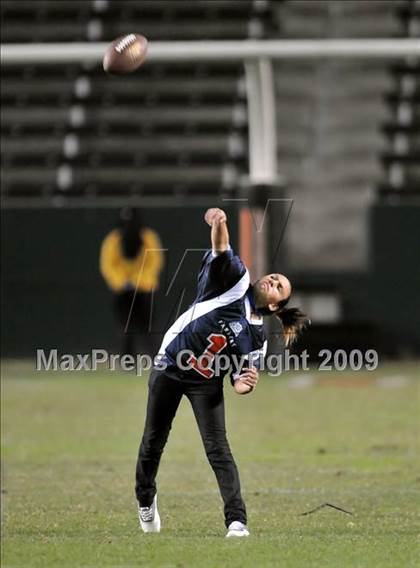 Thumbnail 2 in Bellarmine vs. Oceanside (CIF State D1 Final) photogallery.