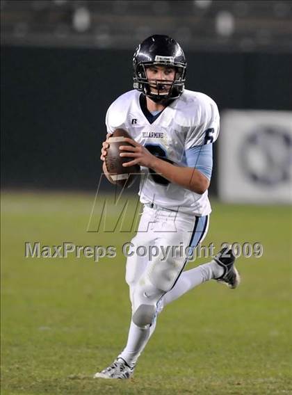 Thumbnail 3 in Bellarmine vs. Oceanside (CIF State D1 Final) photogallery.