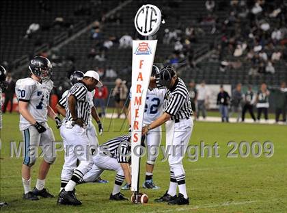 Thumbnail 3 in Bellarmine vs. Oceanside (CIF State D1 Final) photogallery.