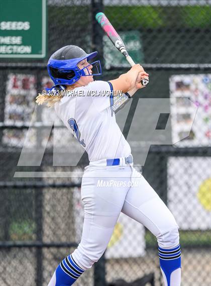 Thumbnail 2 in Deposit-Hancock vs. Oriskany (NYSPHSAA Class D Final) photogallery.