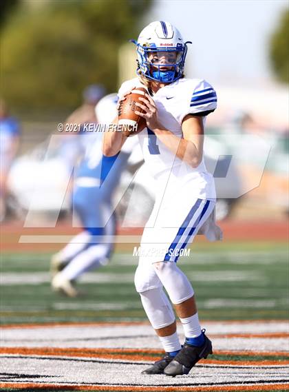 Thumbnail 3 in Valley Christian @ Snowflake (AIA 3A Semifinal) photogallery.