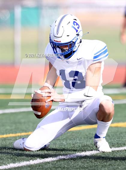 Thumbnail 2 in Valley Christian @ Snowflake (AIA 3A Semifinal) photogallery.