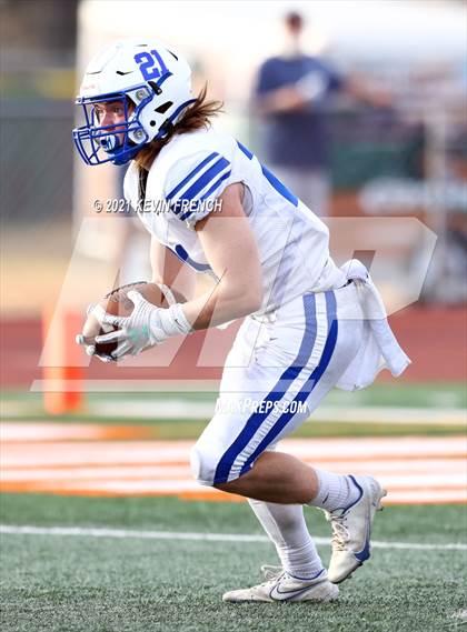 Thumbnail 3 in Valley Christian @ Snowflake (AIA 3A Semifinal) photogallery.