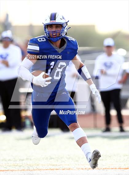 Thumbnail 2 in Valley Christian @ Snowflake (AIA 3A Semifinal) photogallery.