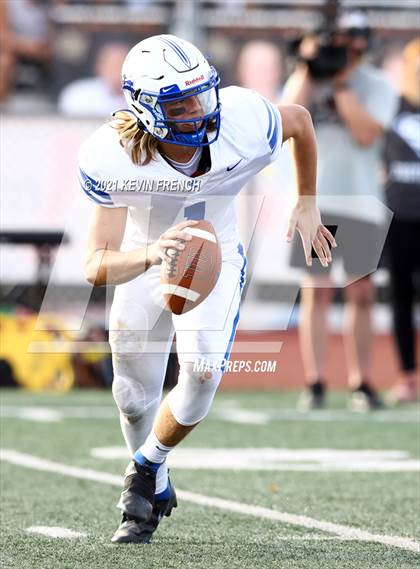 Thumbnail 3 in Valley Christian @ Snowflake (AIA 3A Semifinal) photogallery.