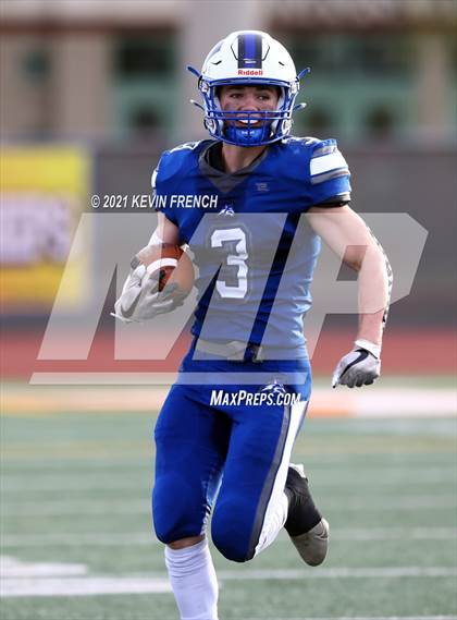 Thumbnail 3 in Valley Christian @ Snowflake (AIA 3A Semifinal) photogallery.
