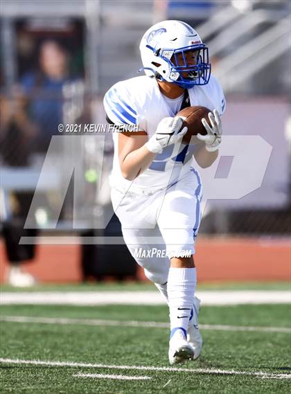 Thumbnail 2 in Valley Christian @ Snowflake (AIA 3A Semifinal) photogallery.