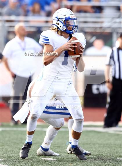 Thumbnail 3 in Valley Christian @ Snowflake (AIA 3A Semifinal) photogallery.