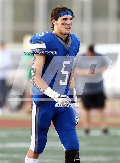 Thumbnail 3 in Valley Christian @ Snowflake (AIA 3A Semifinal) photogallery.