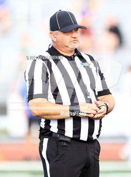 Thumbnail 2 in Valley Christian @ Snowflake (AIA 3A Semifinal) photogallery.