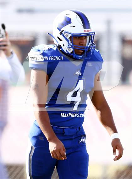 Thumbnail 3 in Valley Christian @ Snowflake (AIA 3A Semifinal) photogallery.