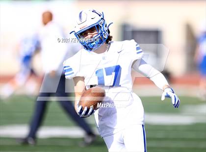 Thumbnail 2 in Valley Christian @ Snowflake (AIA 3A Semifinal) photogallery.