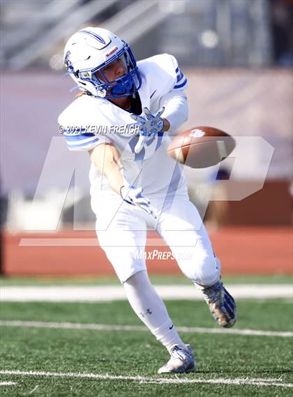 Thumbnail 1 in Valley Christian @ Snowflake (AIA 3A Semifinal) photogallery.