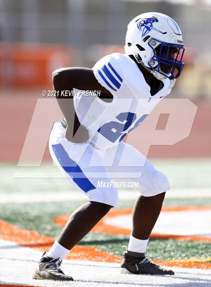 Thumbnail 3 in Valley Christian @ Snowflake (AIA 3A Semifinal) photogallery.