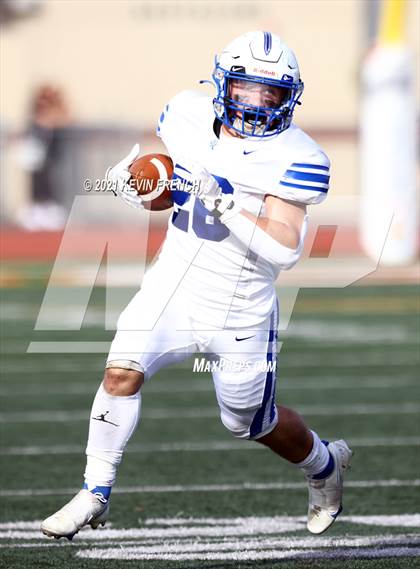 Thumbnail 2 in Valley Christian @ Snowflake (AIA 3A Semifinal) photogallery.
