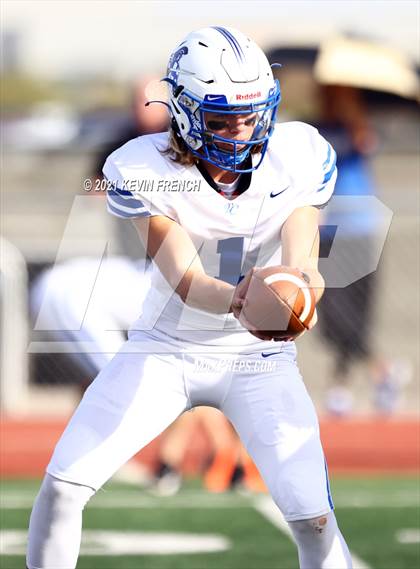 Thumbnail 3 in Valley Christian @ Snowflake (AIA 3A Semifinal) photogallery.