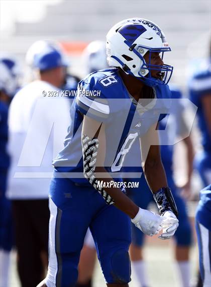 Thumbnail 3 in Valley Christian @ Snowflake (AIA 3A Semifinal) photogallery.