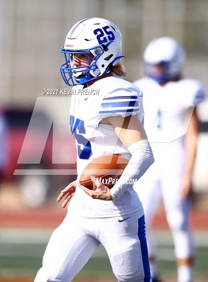 Thumbnail 3 in Valley Christian @ Snowflake (AIA 3A Semifinal) photogallery.
