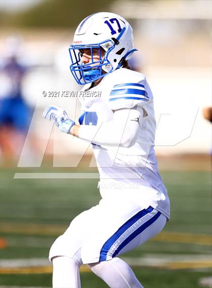 Thumbnail 2 in Valley Christian @ Snowflake (AIA 3A Semifinal) photogallery.