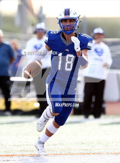 Thumbnail 1 in Valley Christian @ Snowflake (AIA 3A Semifinal) photogallery.