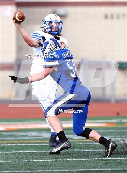 Thumbnail 1 in Valley Christian @ Snowflake (AIA 3A Semifinal) photogallery.