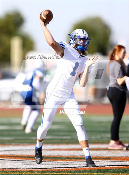 Thumbnail 1 in Valley Christian @ Snowflake (AIA 3A Semifinal) photogallery.