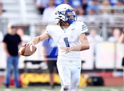 Thumbnail 3 in Valley Christian @ Snowflake (AIA 3A Semifinal) photogallery.