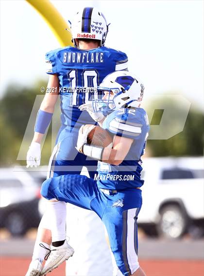Thumbnail 3 in Valley Christian @ Snowflake (AIA 3A Semifinal) photogallery.