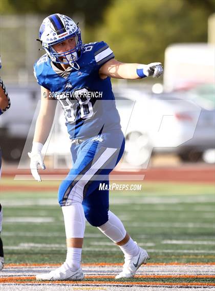 Thumbnail 2 in Valley Christian @ Snowflake (AIA 3A Semifinal) photogallery.