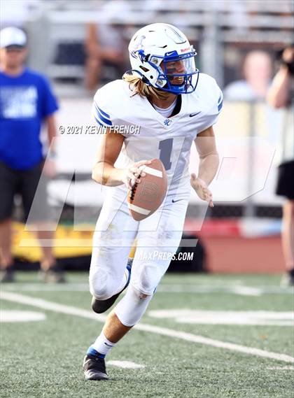Thumbnail 2 in Valley Christian @ Snowflake (AIA 3A Semifinal) photogallery.