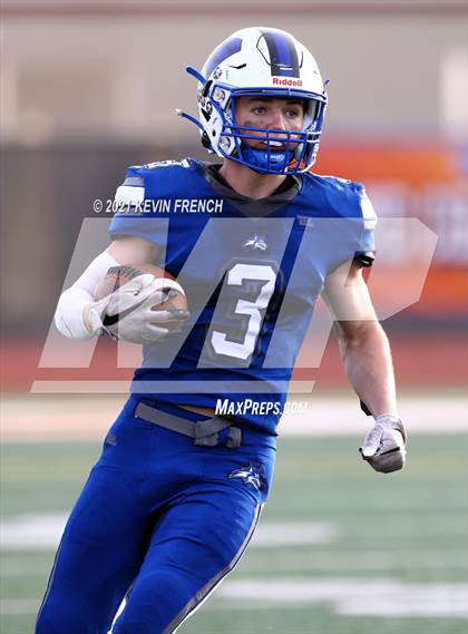 Thumbnail 2 in Valley Christian @ Snowflake (AIA 3A Semifinal) photogallery.