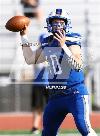 Thumbnail 2 in Valley Christian @ Snowflake (AIA 3A Semifinal) photogallery.