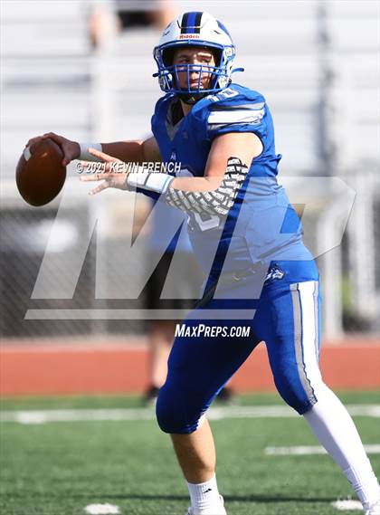 Thumbnail 1 in Valley Christian @ Snowflake (AIA 3A Semifinal) photogallery.