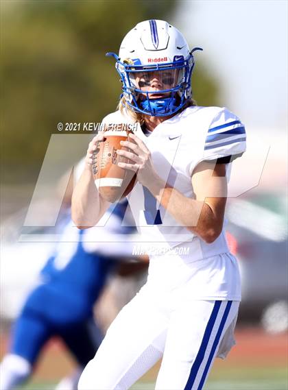 Thumbnail 2 in Valley Christian @ Snowflake (AIA 3A Semifinal) photogallery.