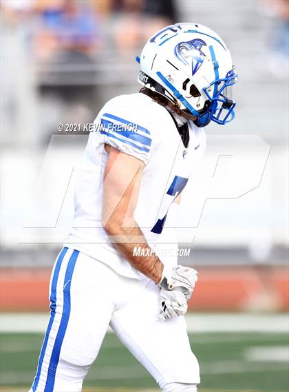 Thumbnail 2 in Valley Christian @ Snowflake (AIA 3A Semifinal) photogallery.