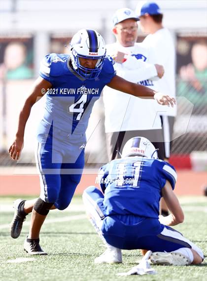 Thumbnail 1 in Valley Christian @ Snowflake (AIA 3A Semifinal) photogallery.