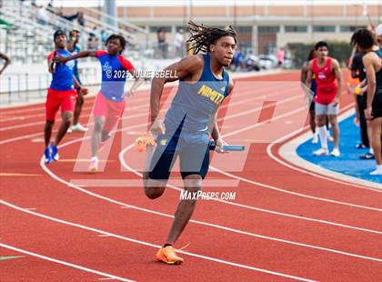 Thumbnail 3 in Dickinson C.L. Hanna Gator Relays photogallery.