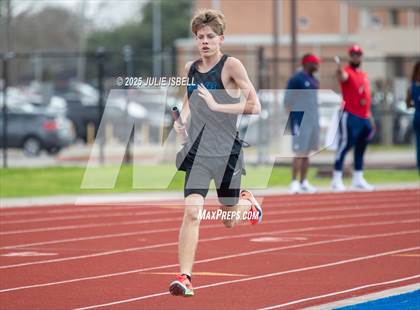 Thumbnail 2 in Dickinson C.L. Hanna Gator Relays photogallery.