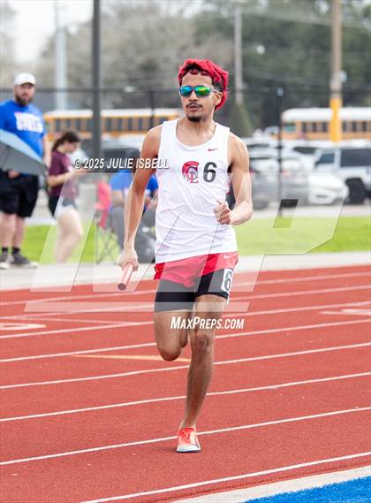 Thumbnail 3 in Dickinson C.L. Hanna Gator Relays photogallery.