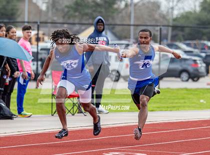 Thumbnail 2 in Dickinson C.L. Hanna Gator Relays photogallery.