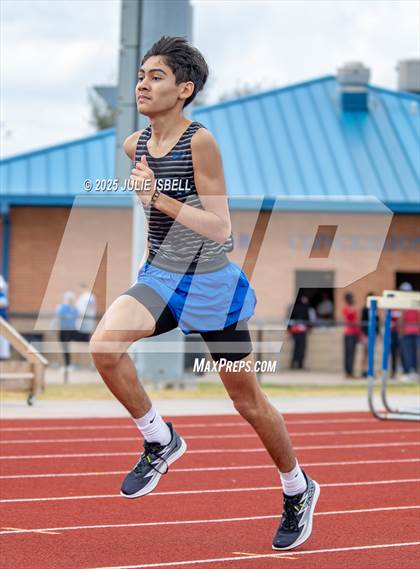 Thumbnail 3 in Dickinson C.L. Hanna Gator Relays photogallery.