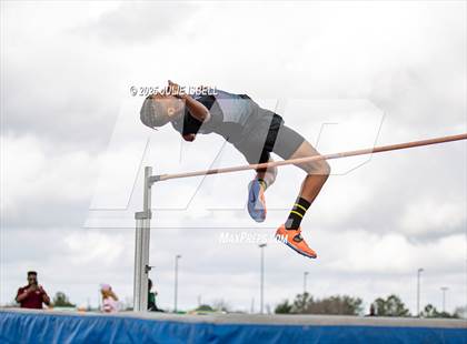 Thumbnail 2 in Dickinson C.L. Hanna Gator Relays photogallery.