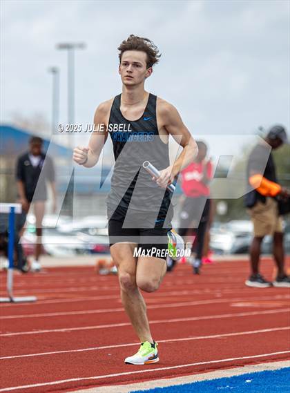 Thumbnail 1 in Dickinson C.L. Hanna Gator Relays photogallery.