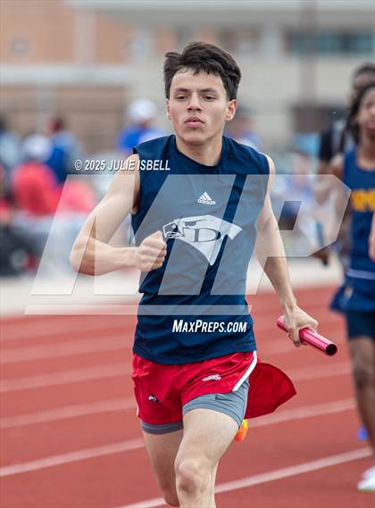 Thumbnail 3 in Dickinson C.L. Hanna Gator Relays photogallery.