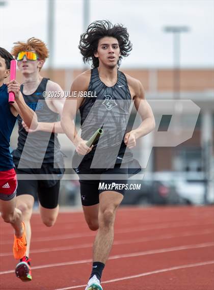 Thumbnail 3 in Dickinson C.L. Hanna Gator Relays photogallery.