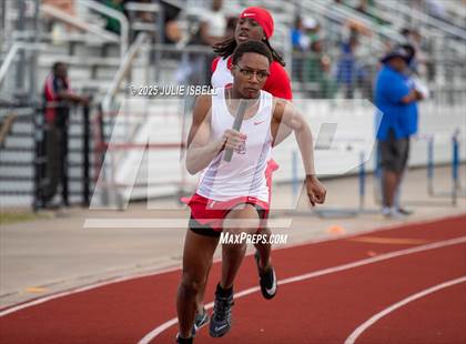 Thumbnail 2 in Dickinson C.L. Hanna Gator Relays photogallery.